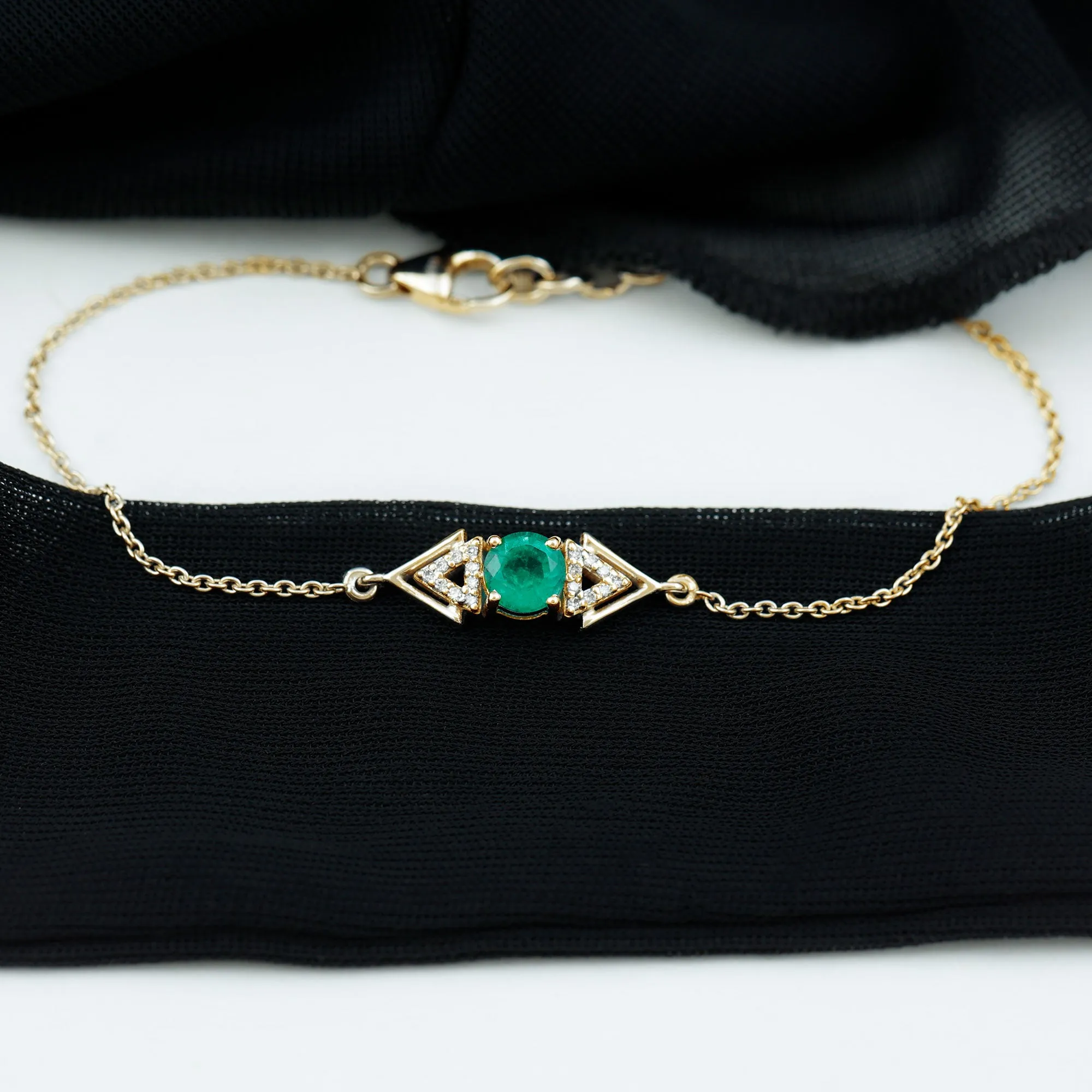 1/2 CT Minimal Emerald and Diamond Geometric Chain Bracelet